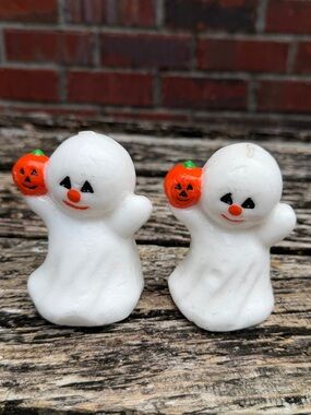 Vintage Pair of Unused Gibson Greetings 3.5” Ghost w Pumpkin Halloween Candles